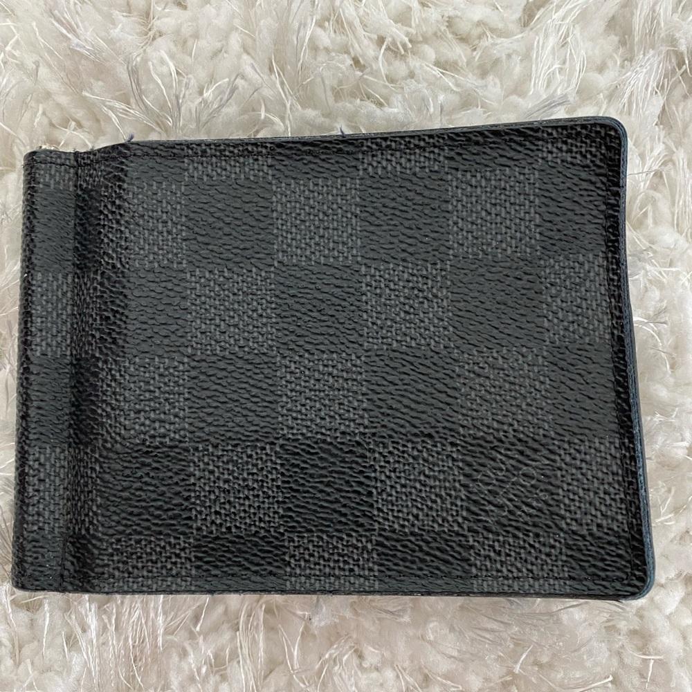 Louis Vuitton mens Prince Wallet In Damier graphite with cash clip